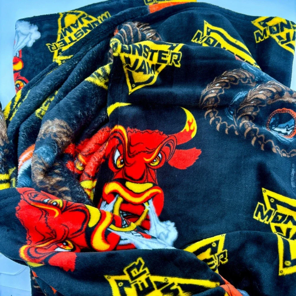 Monster Jam Plush Throw Blanket 50x70 El Toro Loco Grave Digger Black Fleece NEW